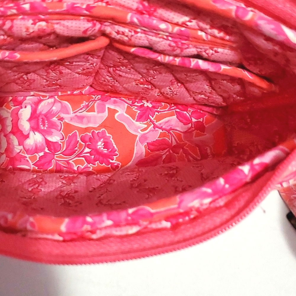 Vera Bradley pink salmon floral quilted crossbody bag - Picture 9 of 15